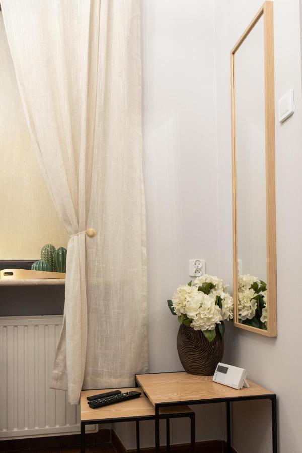 Apartament Centrum Apartment เชชูฟ ภายนอก รูปภาพ